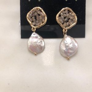 Salt water pearl earring.